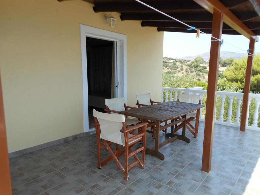 Arba Rooms Marathias  Room photo