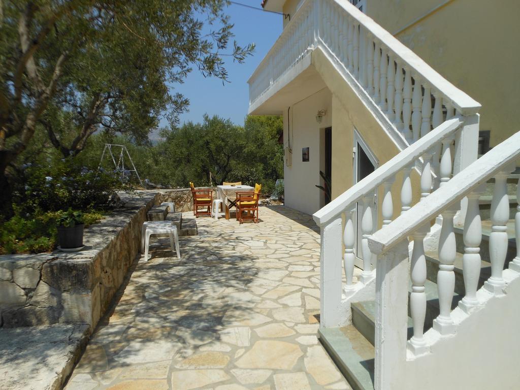 Arba Rooms Marathias  Exterior photo